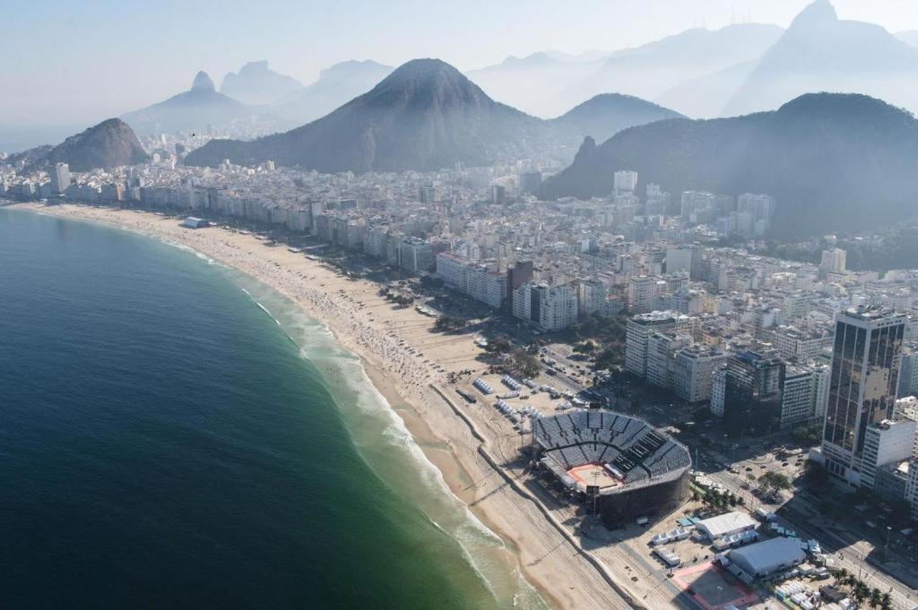 Ipanema Posto 10 praia e mar Rio de Janeiro Exterior foto